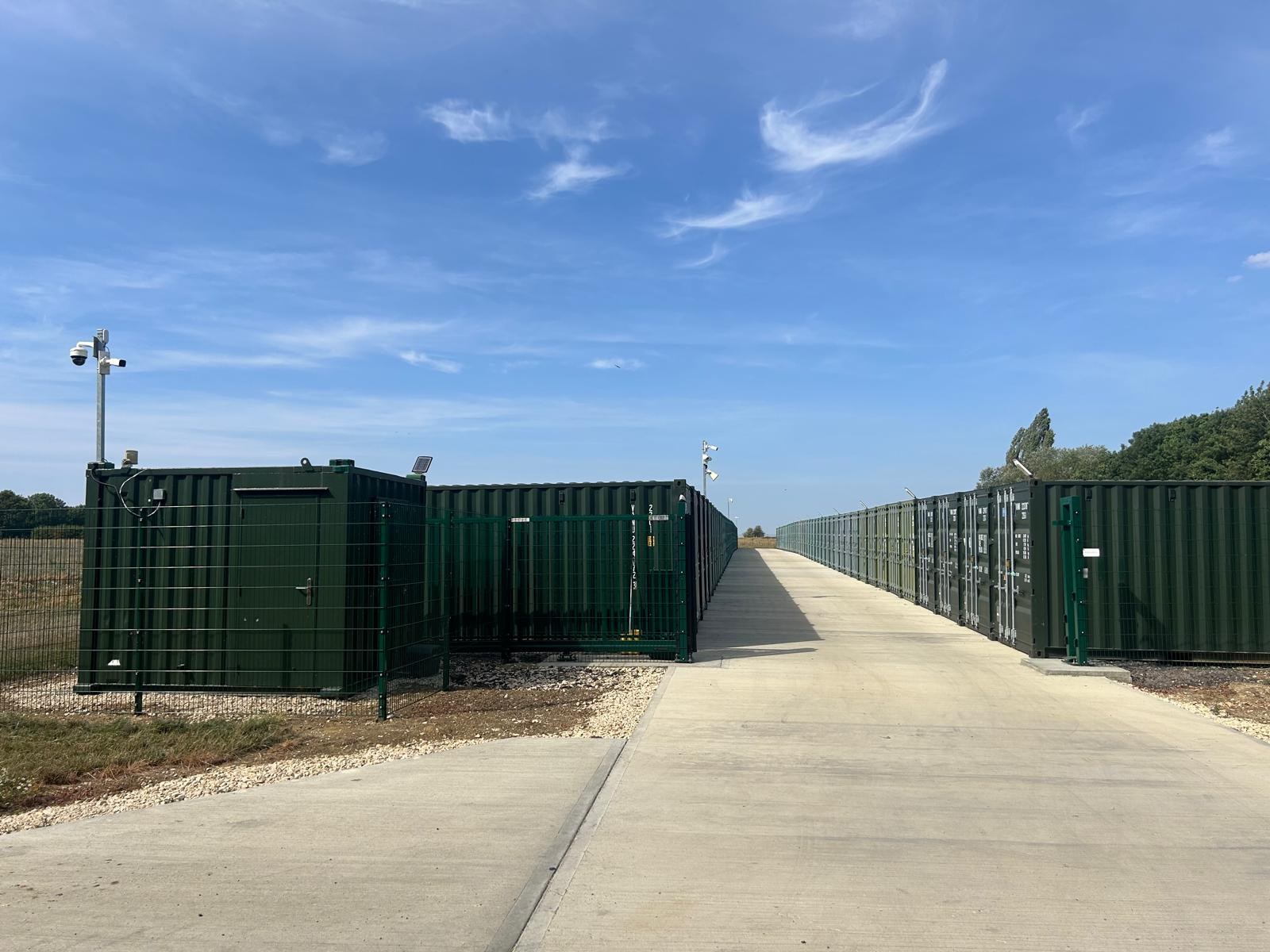 24 hour access storage units near cambourne